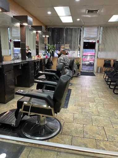 elisas beauty salon inside facility